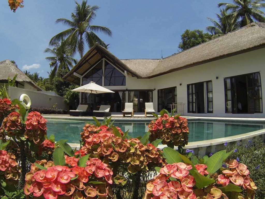 Kembali Villa Kubutambahan (Bali)