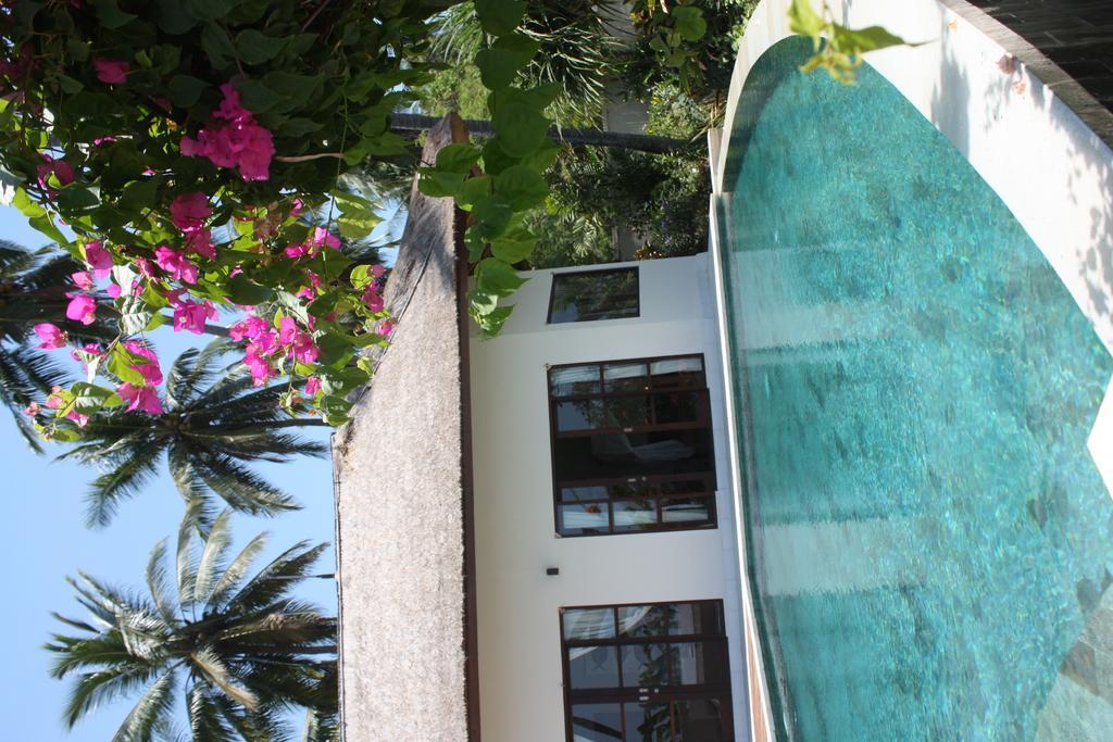 Kembali Villa *