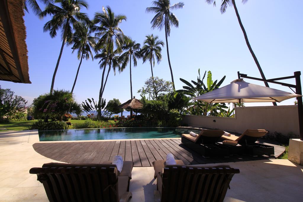 Kembali Villa *