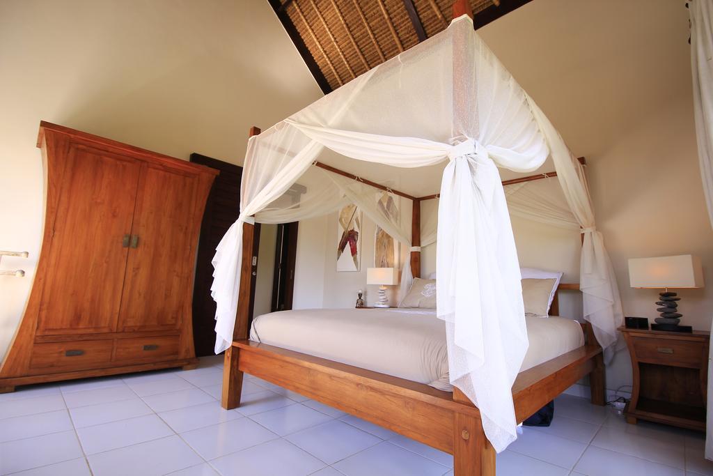 Kembali Villa Kubutambahan (Bali)