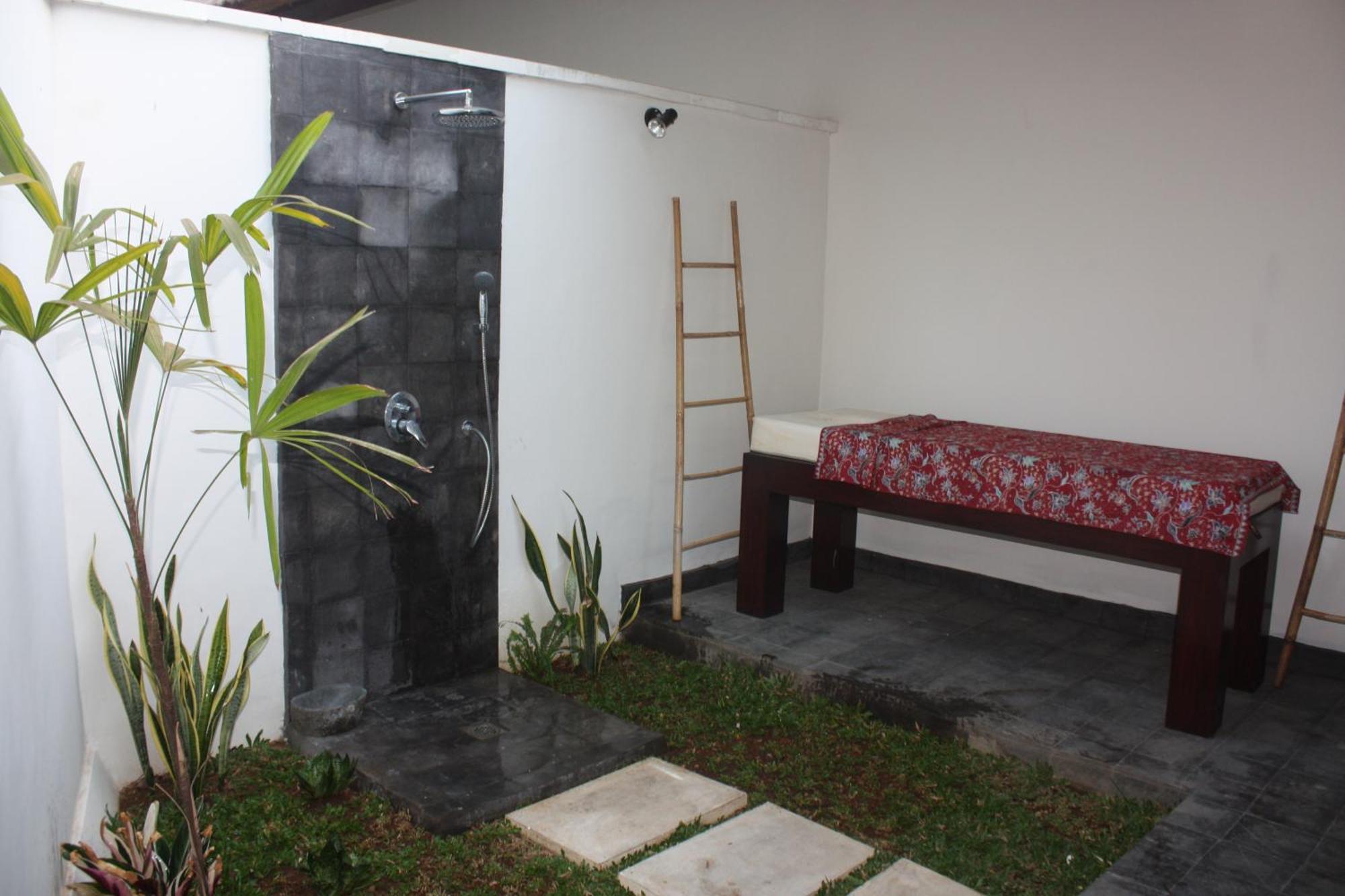 Kembali Kubutambahan (Bali)